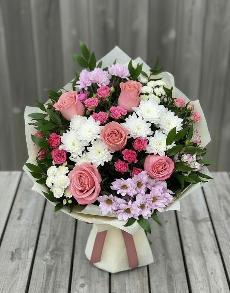 Букет цветов из: Альстромерии, Гвоздики, Розы и Хризантемы в Козмодемьянске