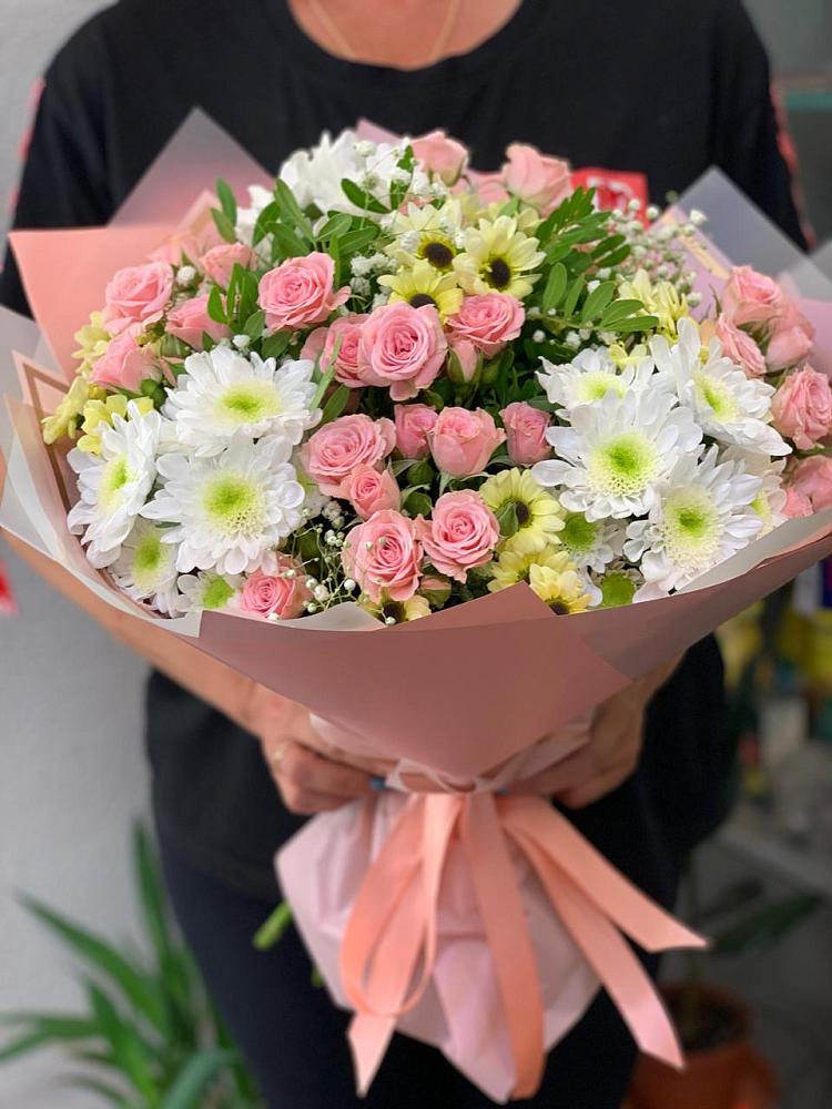 Букет цветов из: Розы и Хризантемы в Козмодемьянске