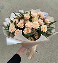 Букет Кремовые розы Латте в Козмодемьянске