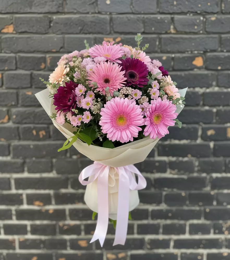 Букет цветов из: Герберы и Хризантемы в Козмодемьянске