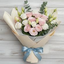 Букет цветов из:  Лизиантусы в Козмодемьянске