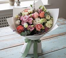 Букет цветов из:  Розы, Лизиантусы и Гвоздики #REPLACE_PRED# Козмодемьянске