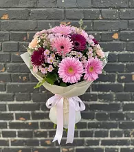 Букет цветов из:  Герберы и Хризантемы в Козмодемьянске